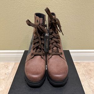 New Sorel Lexie Wedges, size 9.5